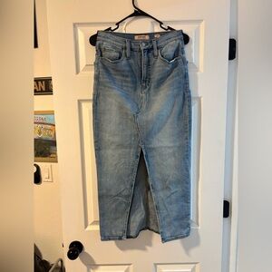 Ariat Women's Light Blue Denim Skirt